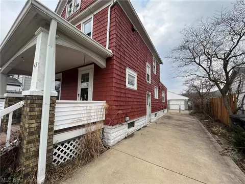 Exterior - 431 Delmar Ave, Akron, OH 44310 photo 2 of 5