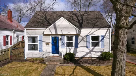 241 Madison, Cuyahoga Falls, OH 44221