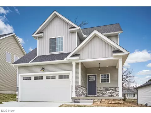 740 Thorn Way, Doylestown, OH 44230