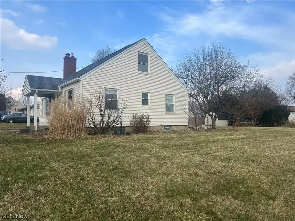 2380 Perry SW, Canton, OH 44706 3 Photos Movoto