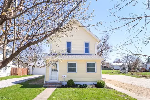 131 S Broadway St, Lodi, OH 44254