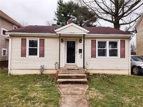 1333 Elm St, Cambridge, OH 43725