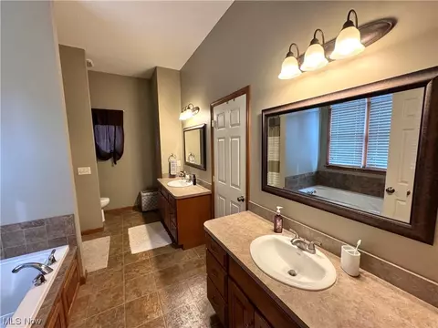 Bath - 721 E 12th St, Dover, OH 44622 photo 2 of 5
