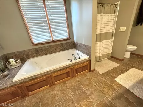 Bath - 721 E 12th St, Dover, OH 44622 photo 3 of 5