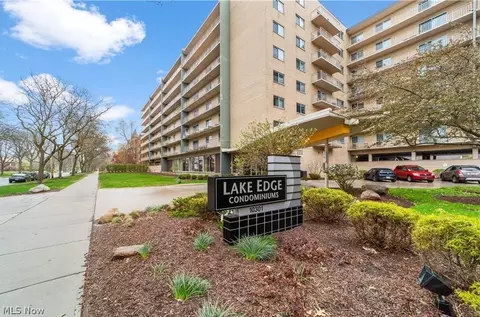 10301 Lake Ave #208, Cleveland, OH 44102