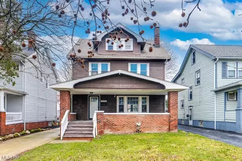 3393 Cedarbrook Rd, Cleveland Heights, OH 44118
