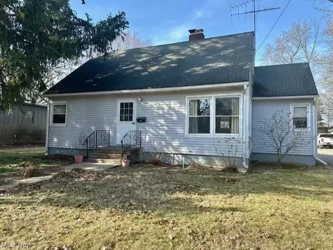 320 E College, Oberlin, OH 44074