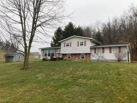 7523 State Route 250 SE, Dennison, OH 44621