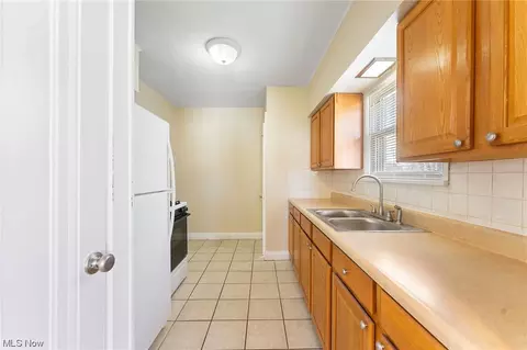 Kitchen - 152 Afton Ave, Boardman, OH 44512 photo 3 of 3
