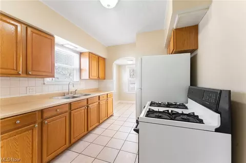 Kitchen - 152 Afton Ave, Boardman, OH 44512 photo 2 of 3