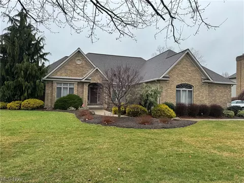 1755 Windsor Trce, Warren, OH 44484