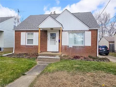 2103 Franklin Pl, Canton, OH 44709