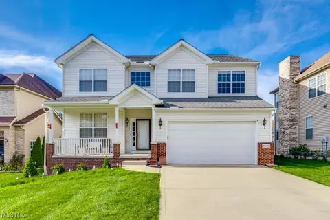 8450 Legend Ct, Macedonia, OH 44056