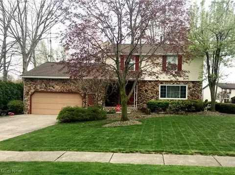 20 Navajo, Girard, OH 44420