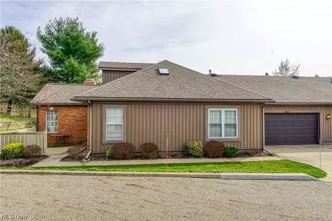 3664 Barrington Pl NW, Canton, OH 44708