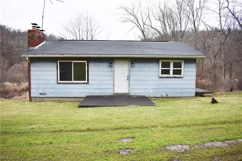 1160 Front St SW, Carrollton, OH 44615