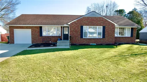 710 Park NW, New Philadelphia, OH 44663