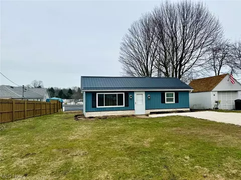 923 Brady, Barberton, OH 44203