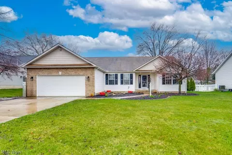 5984 Wentworth Rd SW, Canton, OH 44706