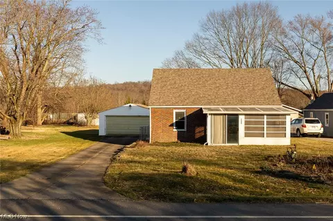 7523 S Cleveland Massillon, Clinton, OH 44216