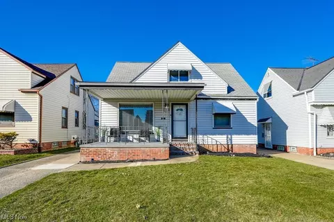 15313 Maplewood, Maple Heights, OH 44137