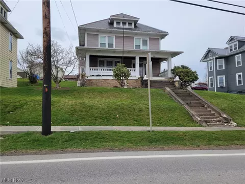 169 N Main St, New Athens, OH 43981