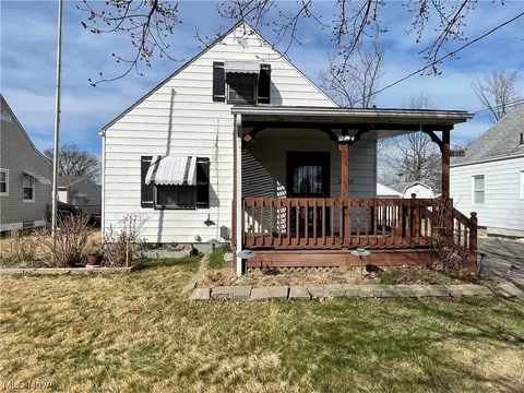 3900 Palm, Lorain, OH 44055