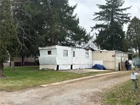 1229 Muskingum, Zanesville, OH 43701