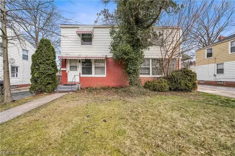 1461 E 252nd St, Euclid, OH 44117 photo 2
