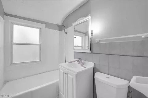 1461 E 252nd St, Euclid, OH 44117 photo 15