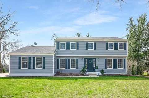 1820 Stoney Hill Dr, Hudson, OH 44236