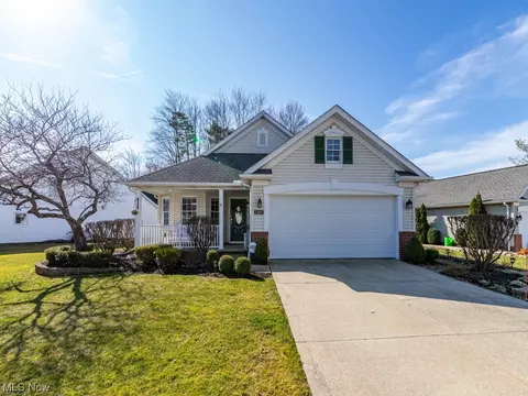 1397 Golden Ln, Broadview Heights, OH 44147