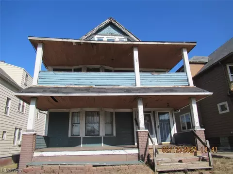 1863 Noble Rd, East Cleveland, OH 44112