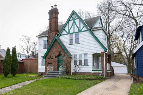 3508 Antisdale Rd, Cleveland Heights, OH 44118