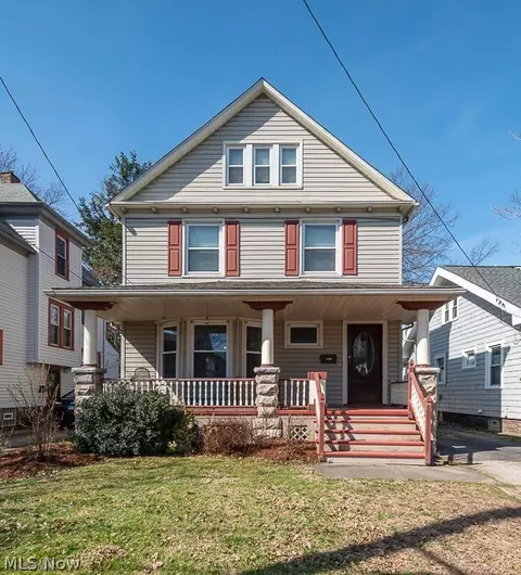 1456 Larchmont Ave, Lakewood, OH 44107