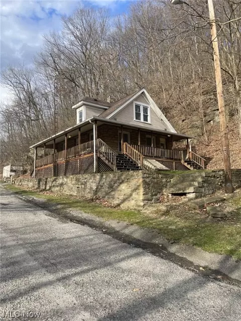 431 Wells Holw, Wellsville, OH 43968