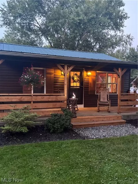 9909 Jaquay Rd, Columbia Station, OH 44028