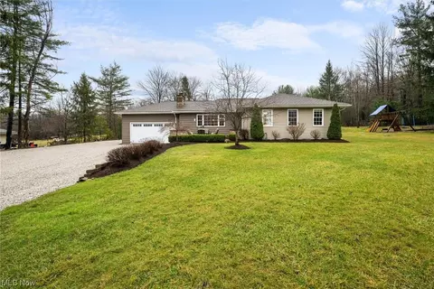 14745 Caves Rd, Novelty, OH 44072
