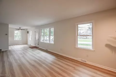 Living - 3424 Brunk Rd, Akron, OH 44312 photo 2 of 2