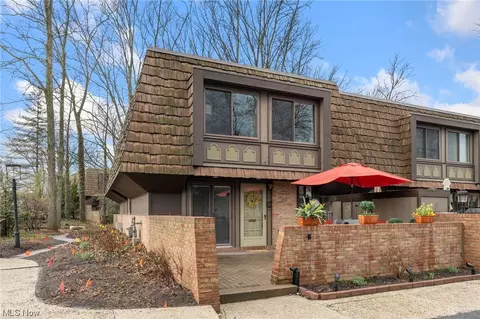 1120 By The Shores Dr, Huron, OH 44839