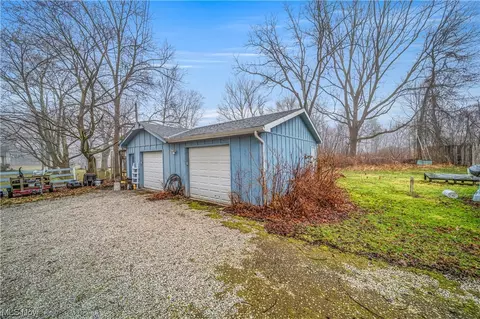 Exterior - 5837 Mcnutt Ave, Ashtabula, OH 44004 photo 10 of 13