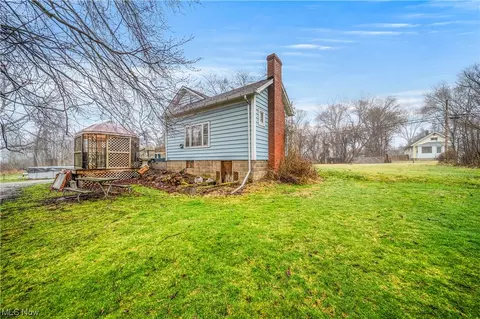 Exterior - 5837 Mcnutt Ave, Ashtabula, OH 44004 photo 9 of 13