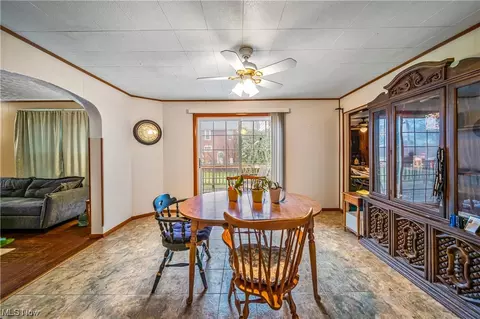 Dining - 5837 Mcnutt Ave, Ashtabula, OH 44004 photo 3 of 3