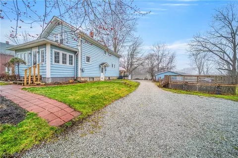 Exterior - 5837 Mcnutt Ave, Ashtabula, OH 44004 photo 6 of 13