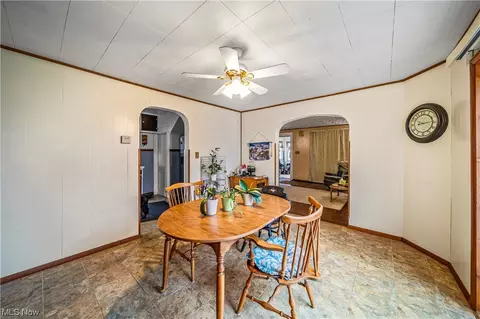 Dining - 5837 Mcnutt Ave, Ashtabula, OH 44004 photo 1 of 3