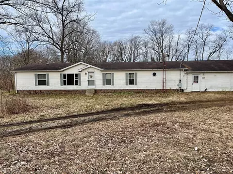 3409 Columbus Rd NE, Canton, OH 44705