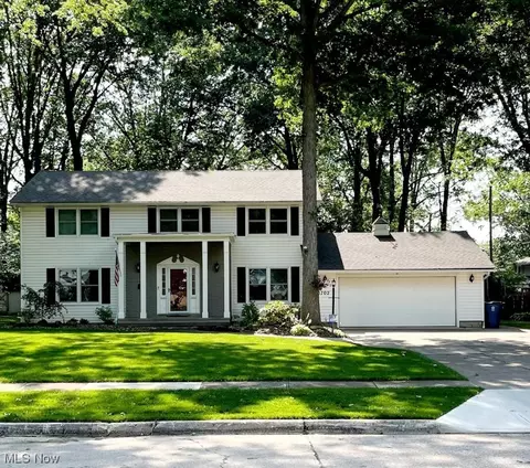 3702 Falbo Ave, Lorain, OH 44052