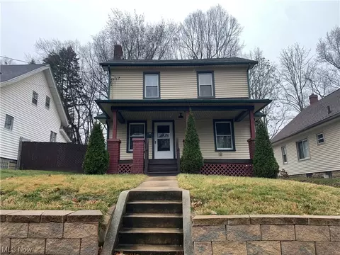 1484 Hite St, Akron, OH 44314