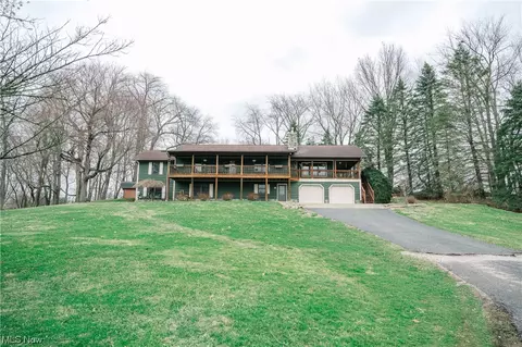 2960 Wenger Rd S, Dalton, OH 44618