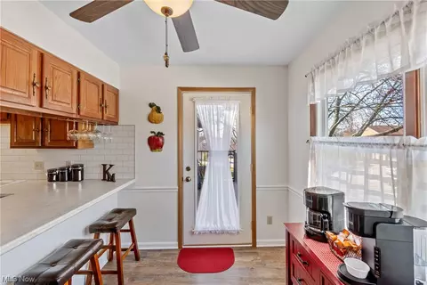 Kitchen - 1818 Harbour Cir NW #12C, Canton, OH 44708 photo 5 of 6